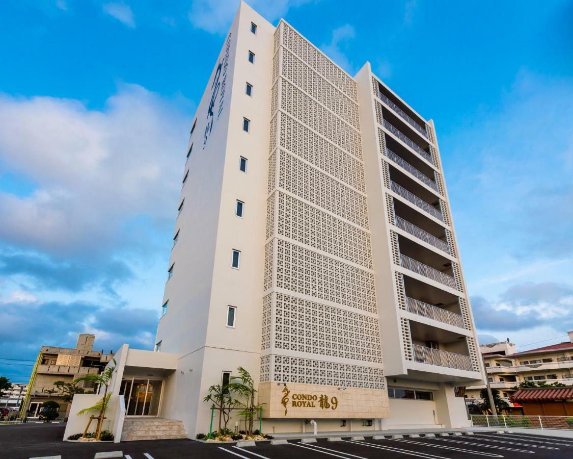 Condo Royal Ryu Kyu Chatan Exterior photo